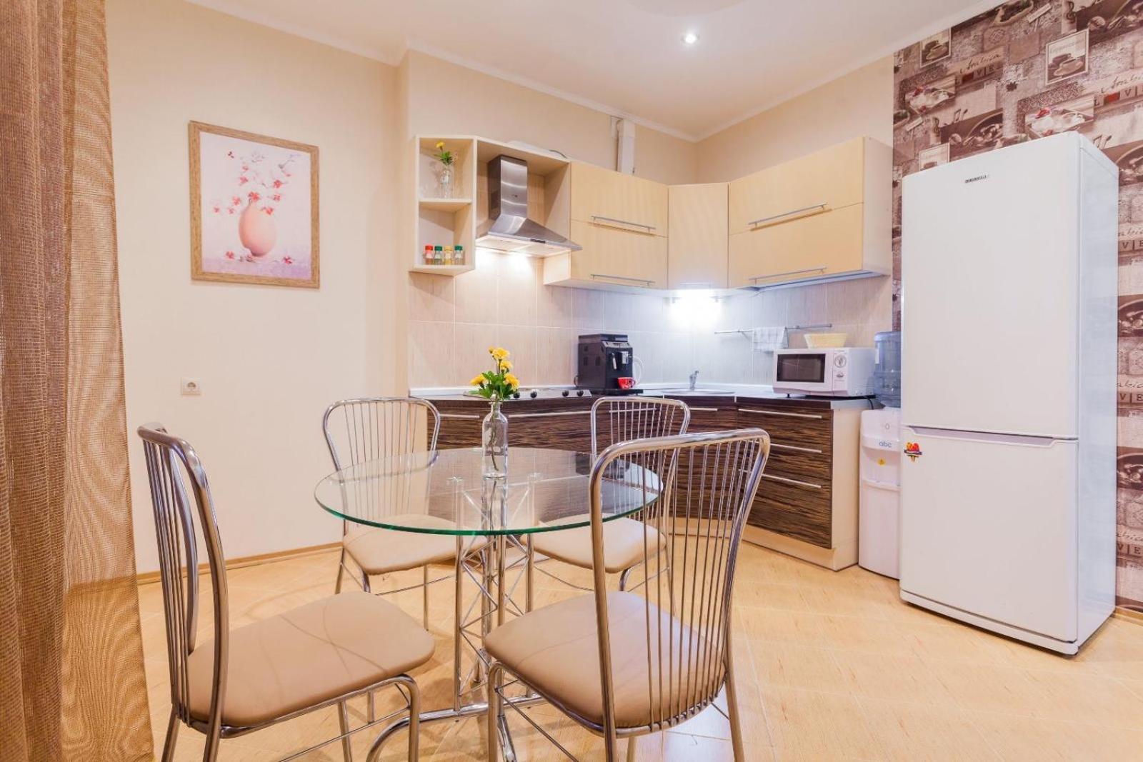 Navit Apartments With Breakfast,Near The Railway Station, The City Center, The Park Kiev Exterior foto
